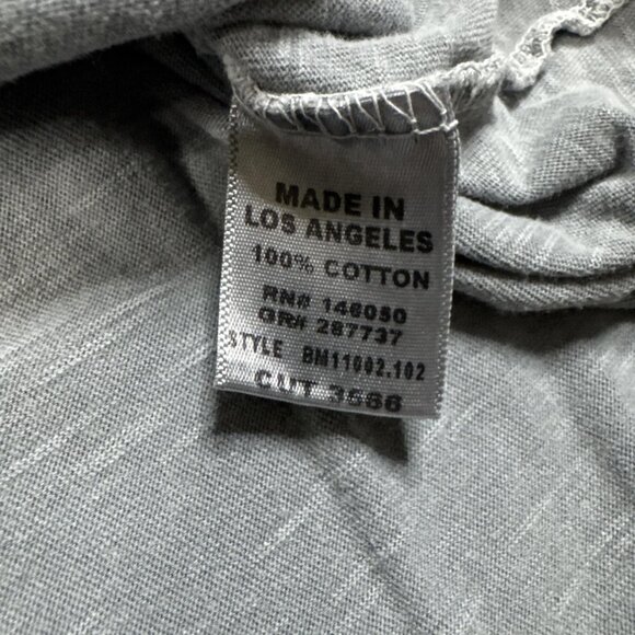 Buck Mason Short Sleeve Tee Men’s Medium Curved Hem Gray V Neck Made In USA - Picture 4 of 5